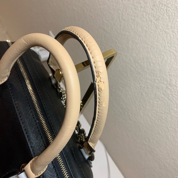 Black and white Guess handbag - Picture 3 of 5